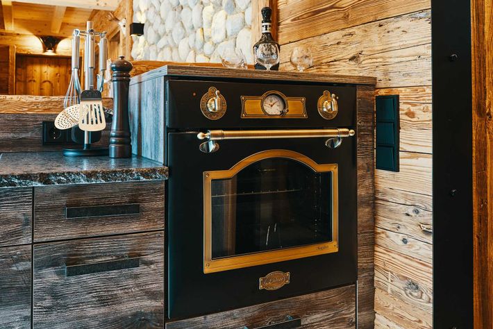 Backofen – antik, modern